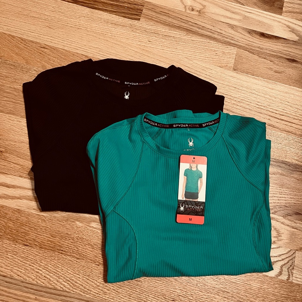 Spyder Active Tops Size Medium (2)